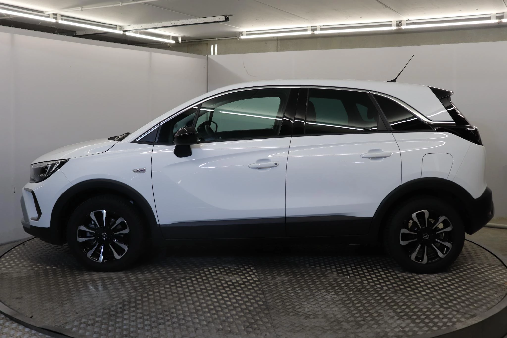 Opel-Crossland-image-2