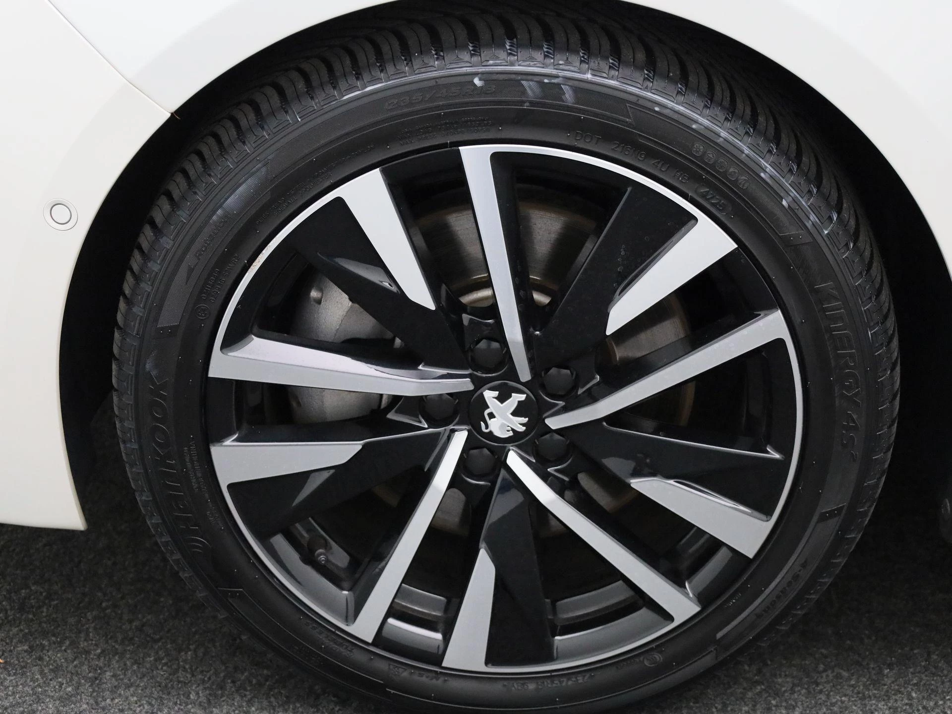 Peugeot-508-image-14