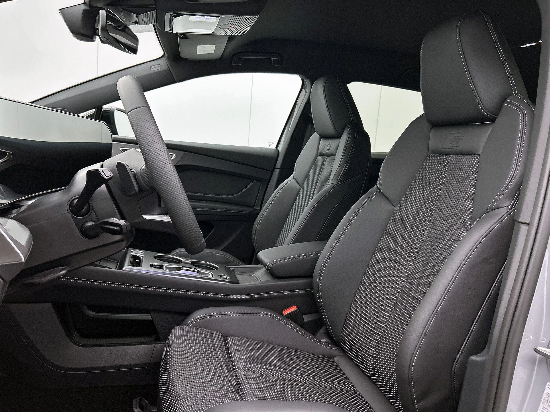 Audi-Q4 e-tron-image-34