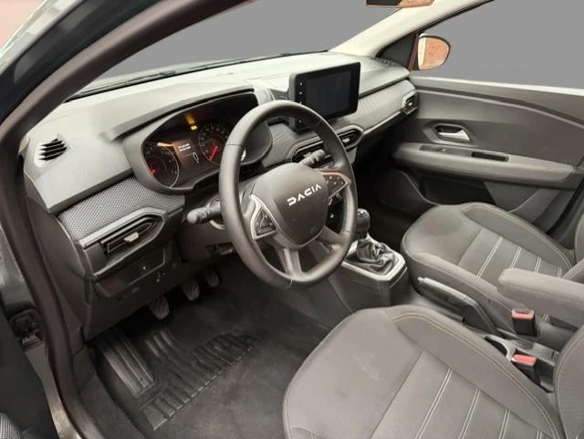 Dacia-Sandero Stepway-image-7