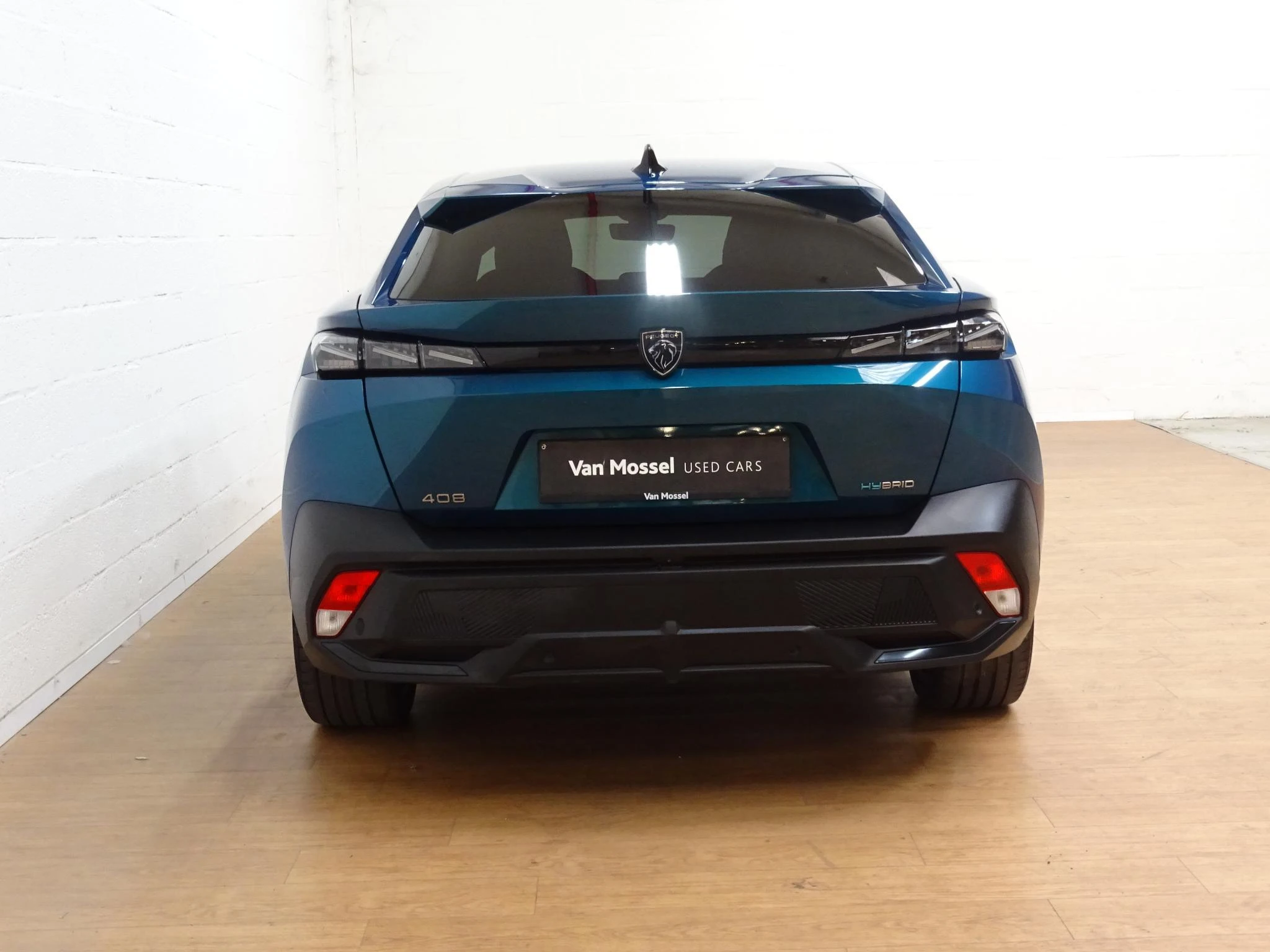 Peugeot 408 1.6 Hybrid 225 S&S EAT8 First Edition