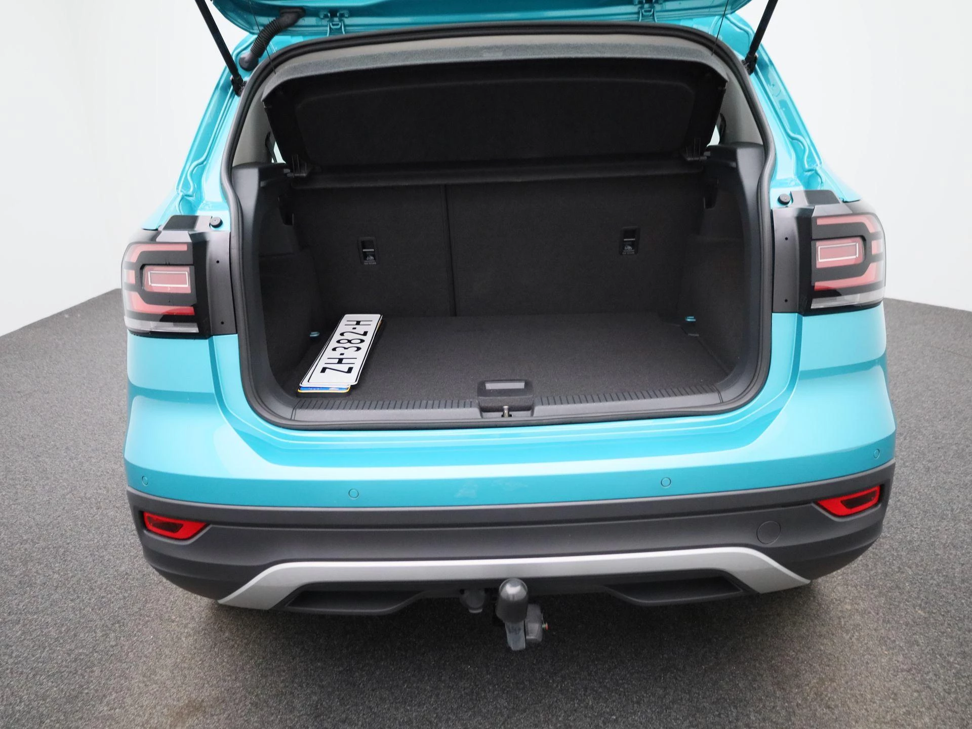 Volkswagen-T-Cross-image-12