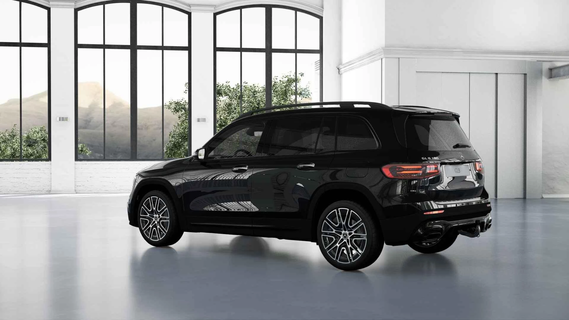 Mercedes-Benz-GLB-image-2