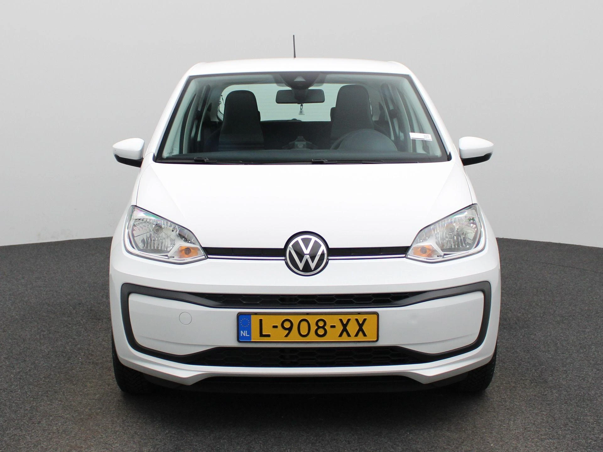 Volkswagen-up!-image-2