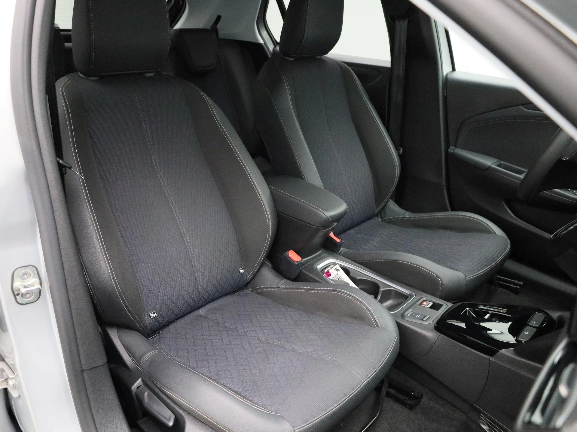 Opel-Corsa-e-image-37