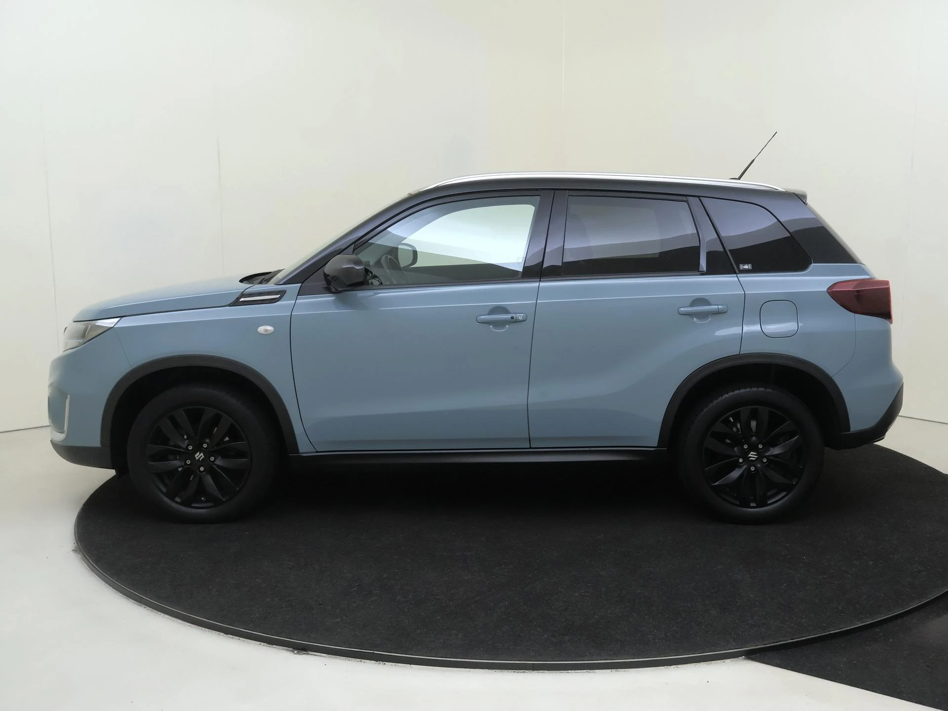 Suzuki-Vitara-image-7