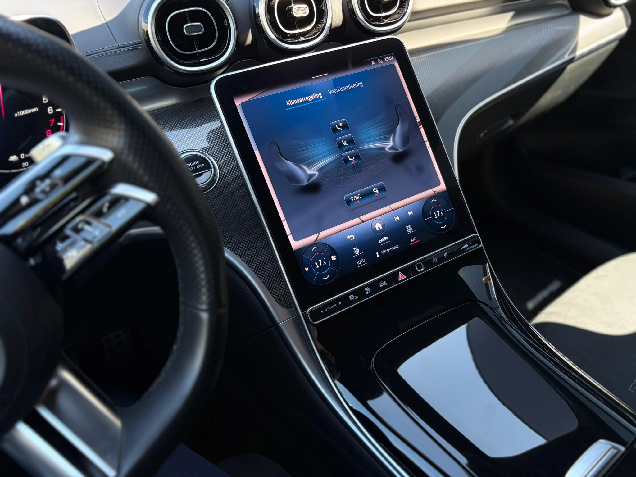 Mercedes-Benz C-Klasse 300 e AMG Line + CARPLAY + LED + CAMERA + NIGHTPAKKET +
