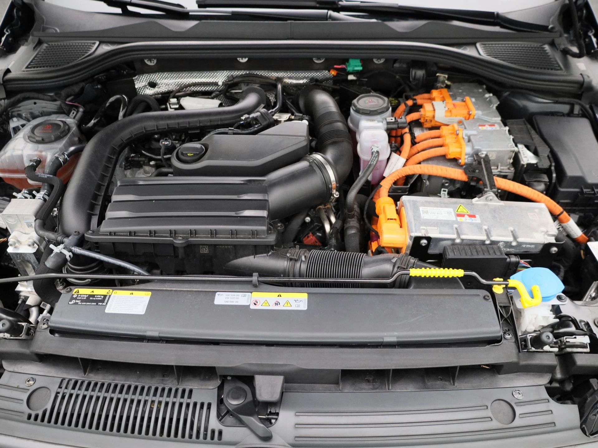 Volkswagen Golf 1.5 eHybrid GTE 272 PK|