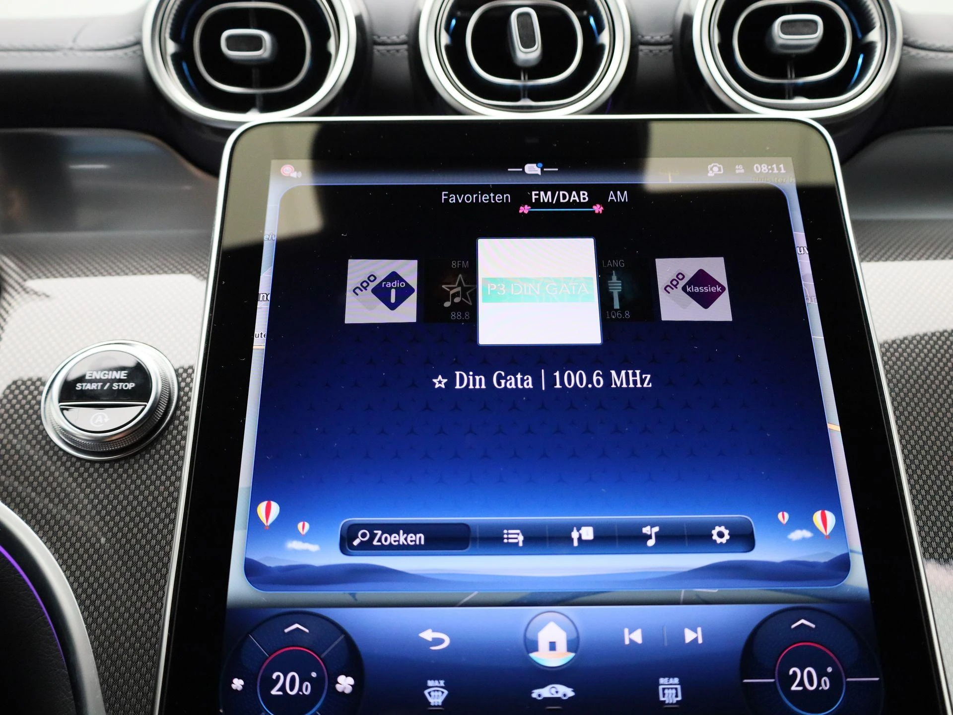 Mercedes-Benz-GLC-image-23