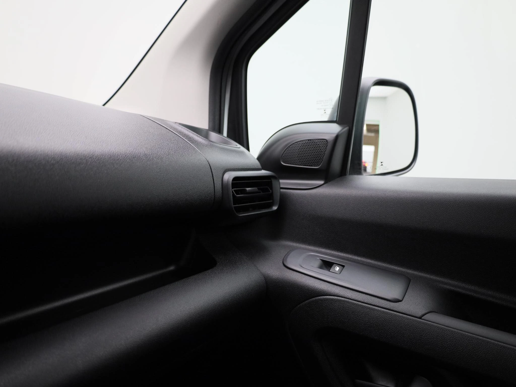 Opel-Combo-image-25