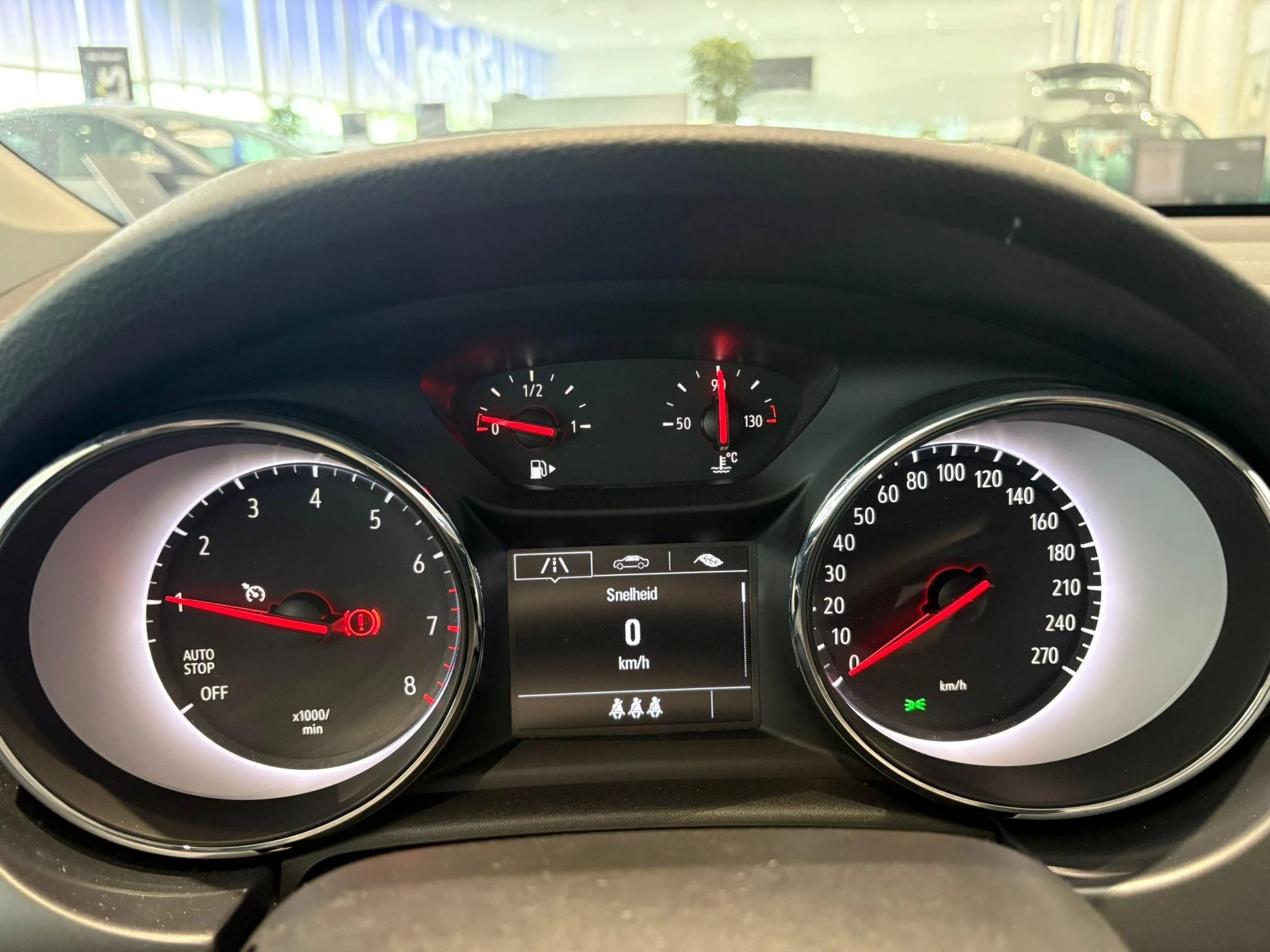 Opel-Astra-image-13