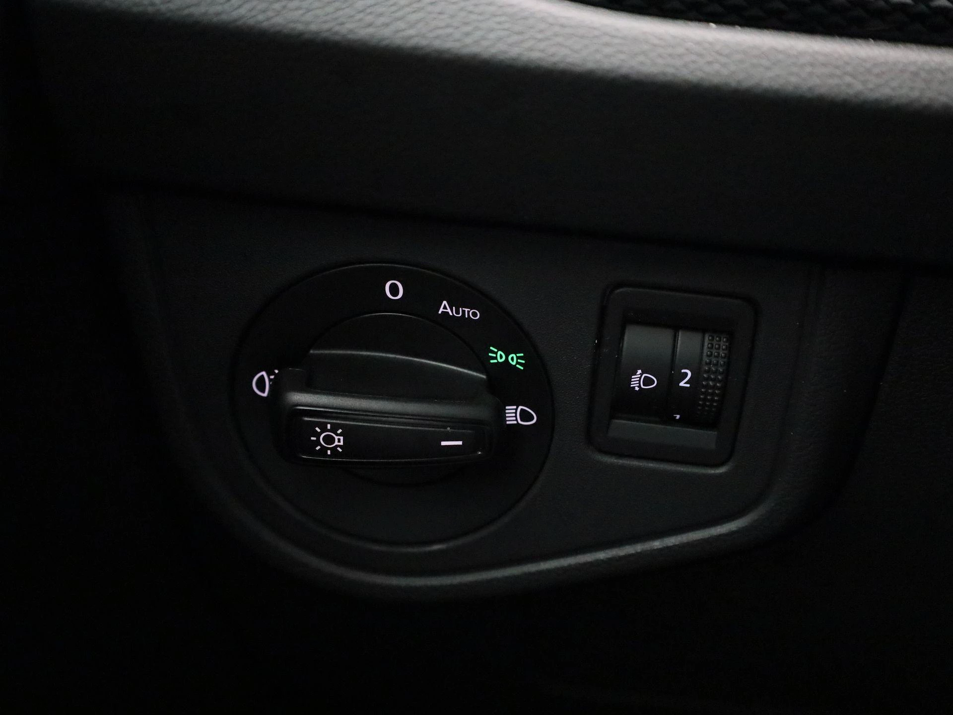 Volkswagen-Taigo-image-21
