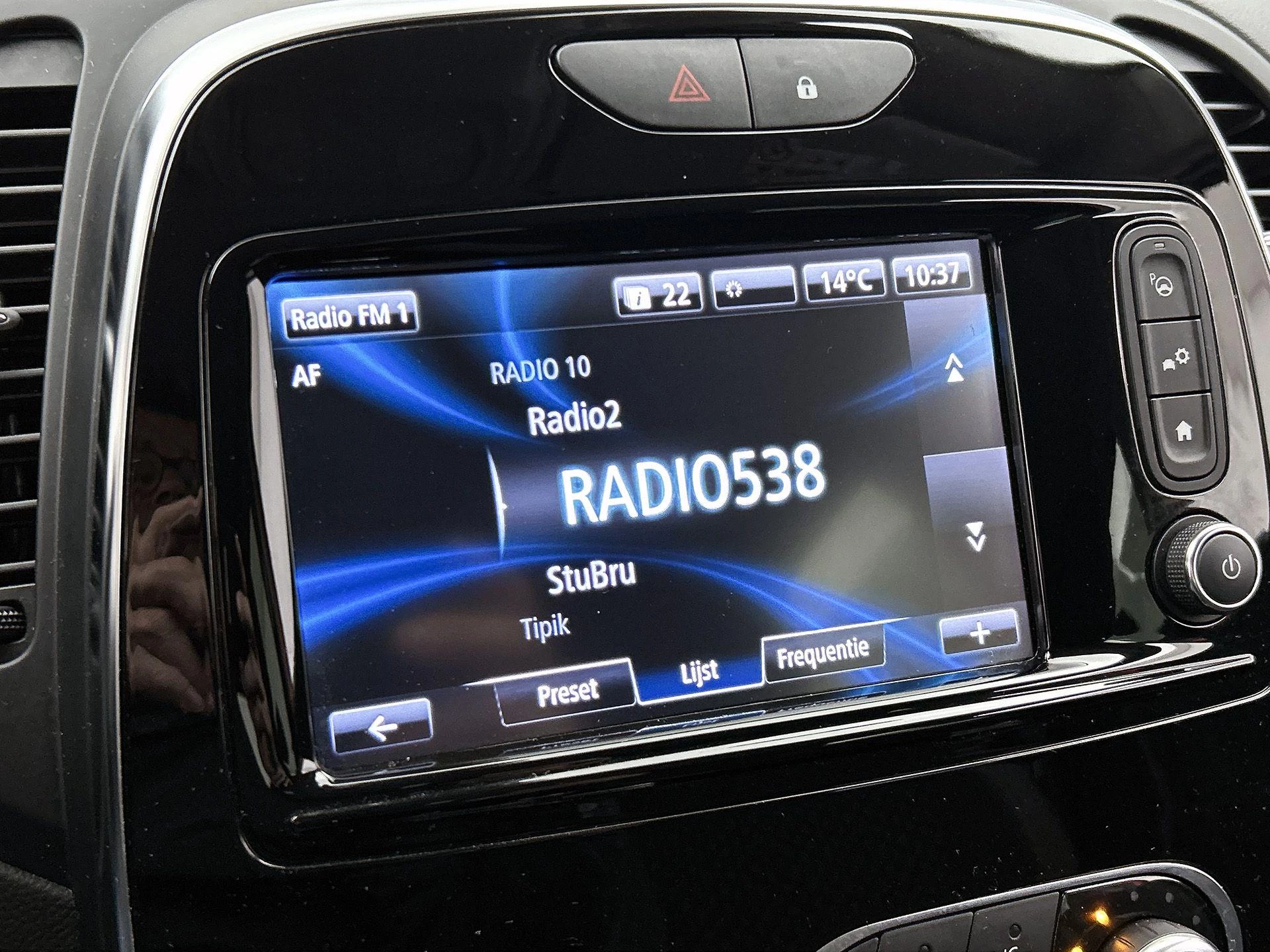 Renault-Captur-image-5