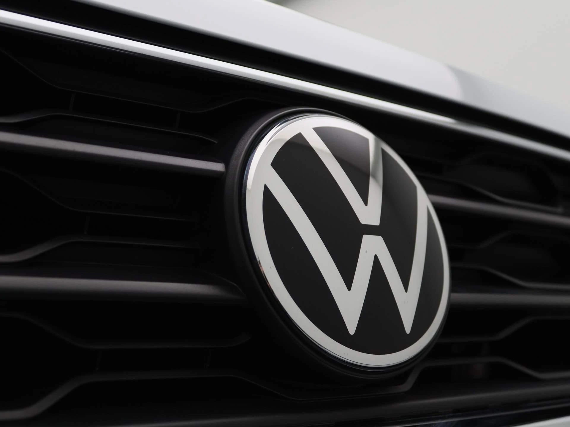 Volkswagen-T-Roc-image-29