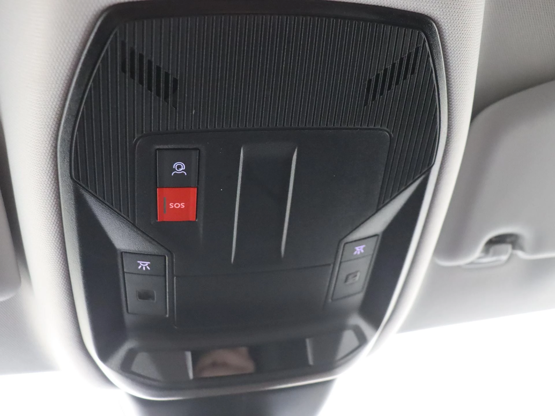 Peugeot-308-image-24