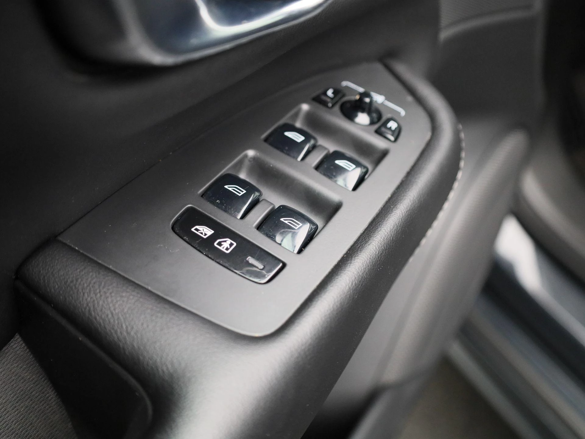 Volvo-XC90-image-27