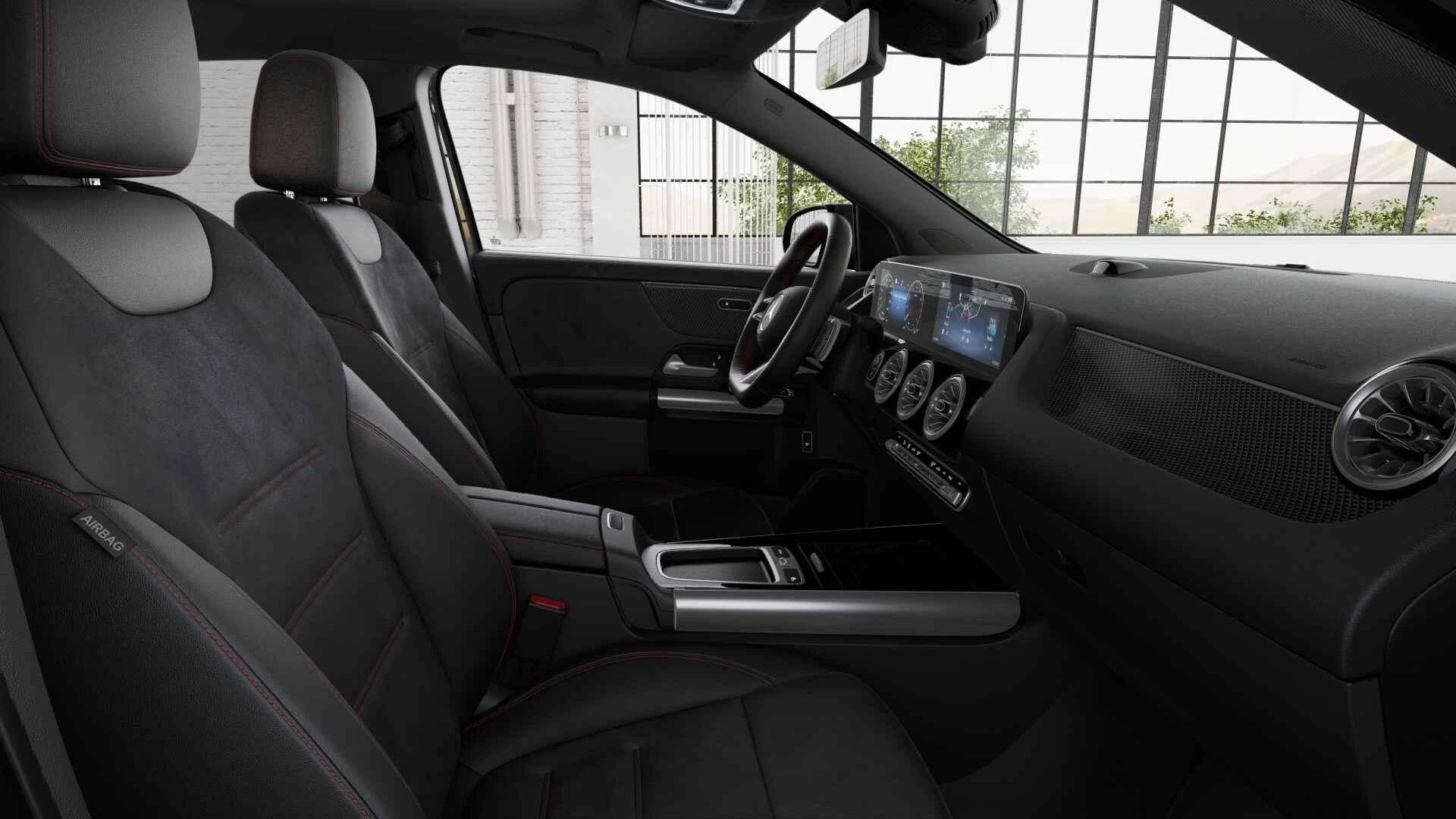 Mercedes-Benz-GLA-image-9