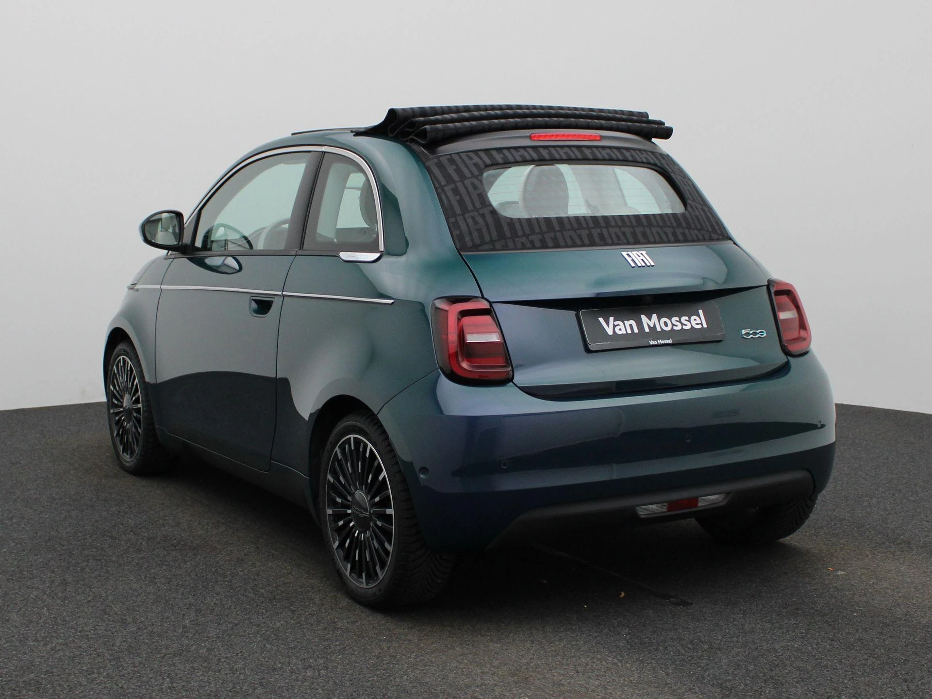 Fiat-500C-image-1