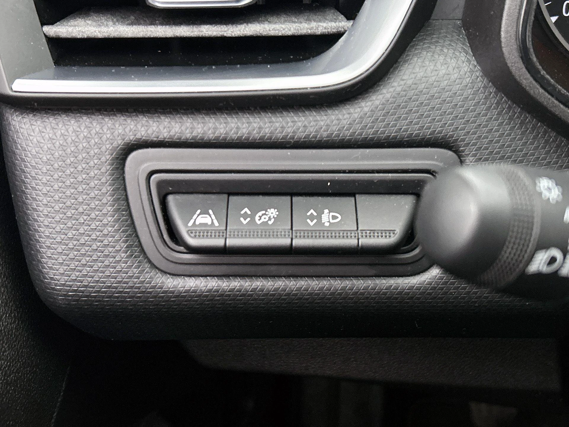 Renault-Clio-image-21