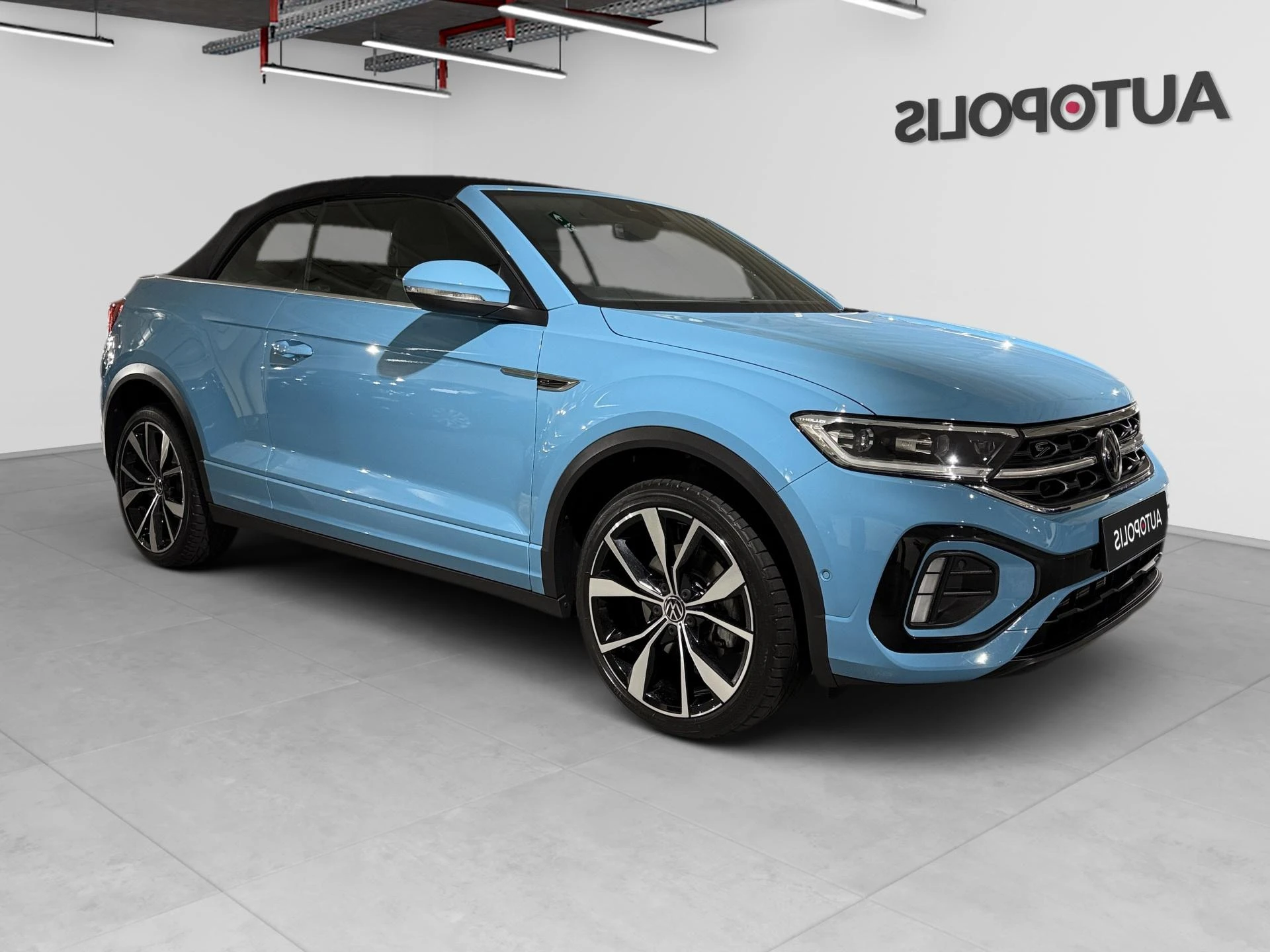 Volkswagen-T-Roc-image-18