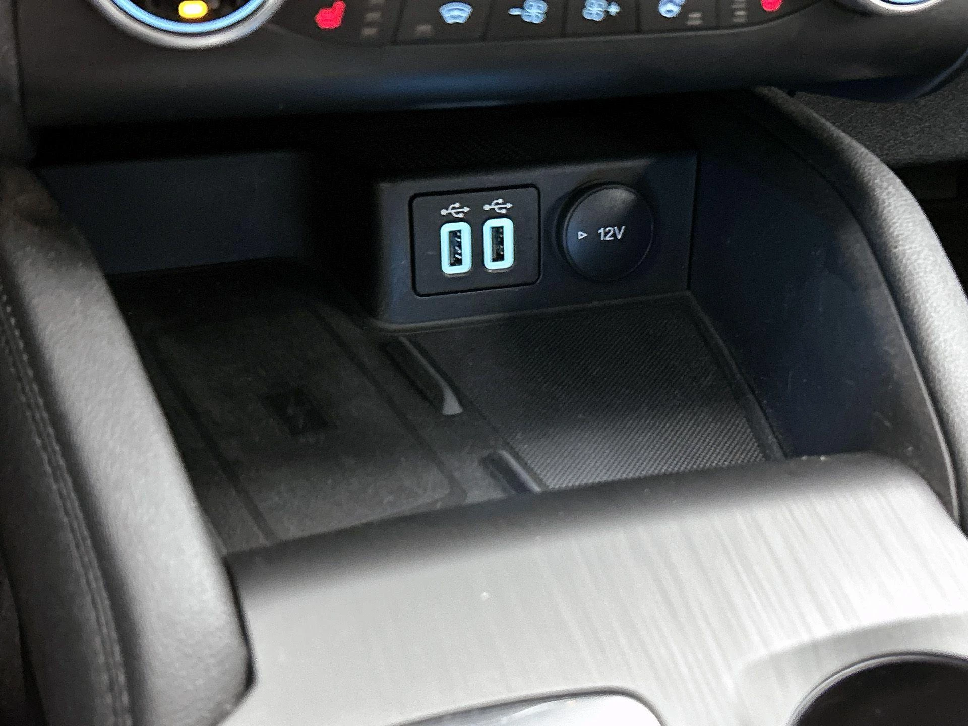 Ford-Kuga-image-29