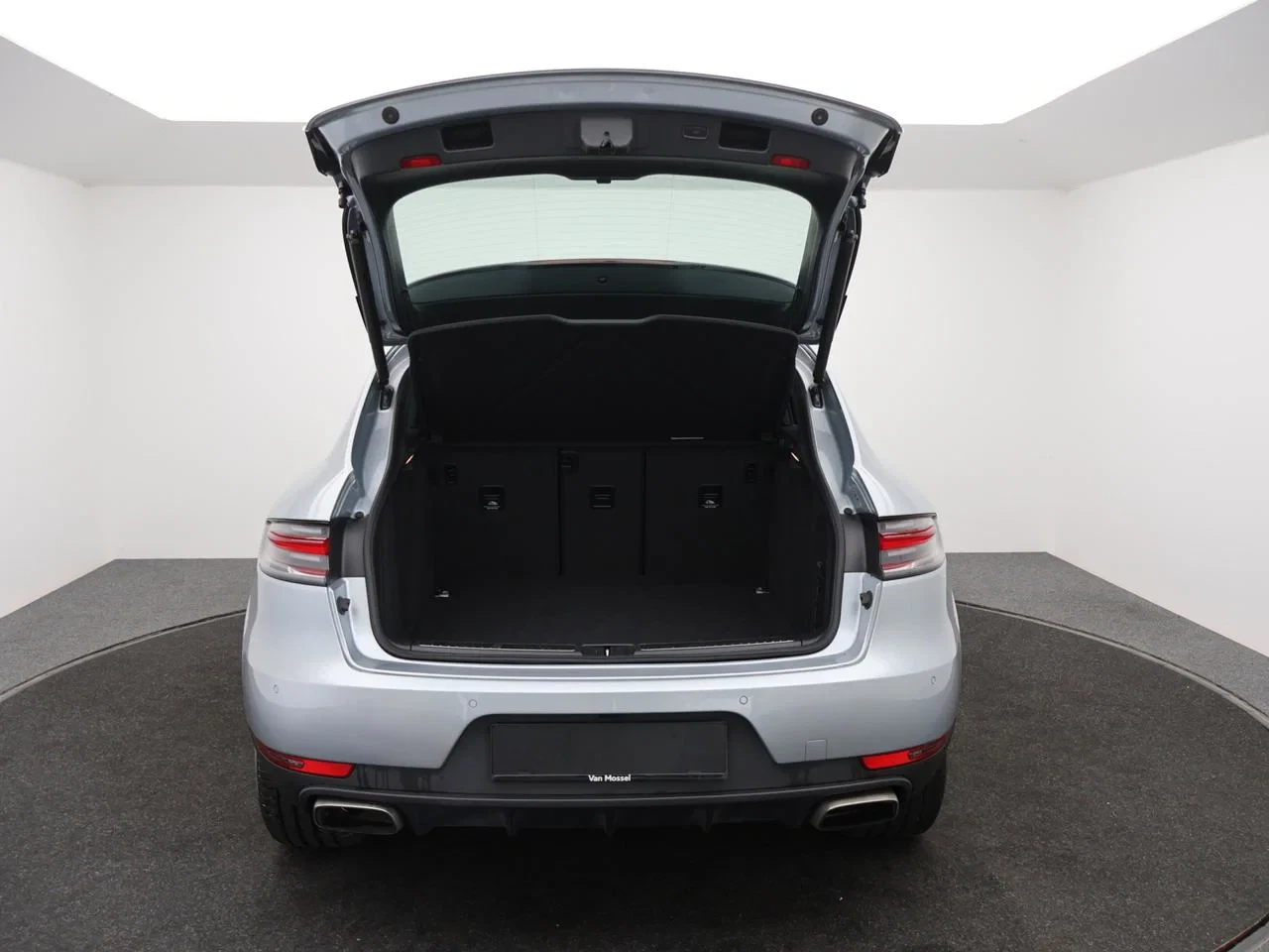 Porsche Macan 2.0 Turbo PDK *NAVI*APP CONNECT*LEDER*ALCANTARA*CAMERA*BLTH*CRUISE*...