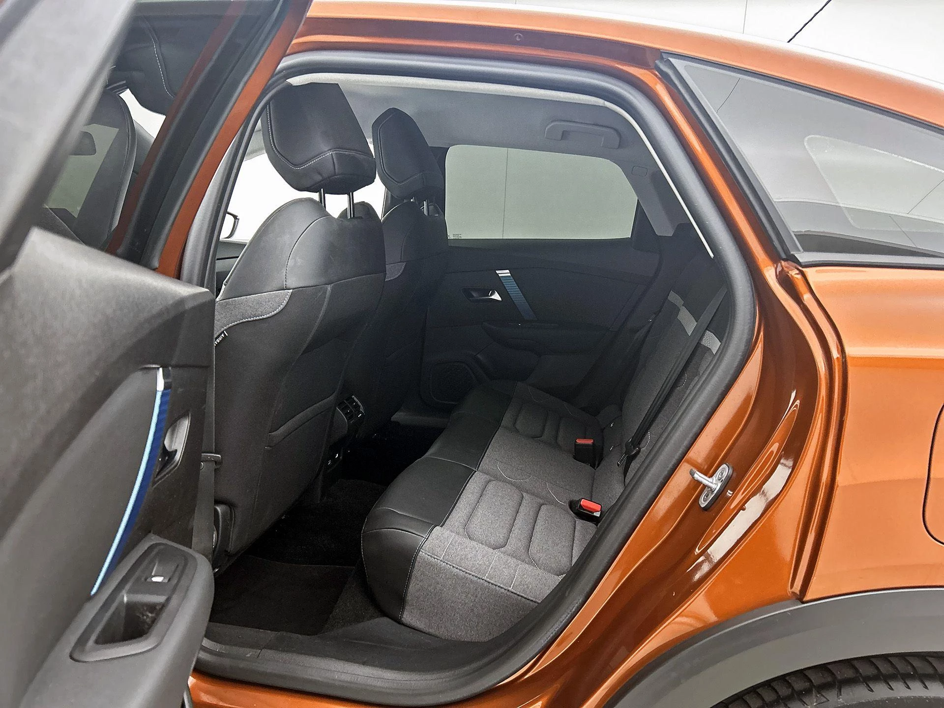 Citroën-ë-C4-image-25