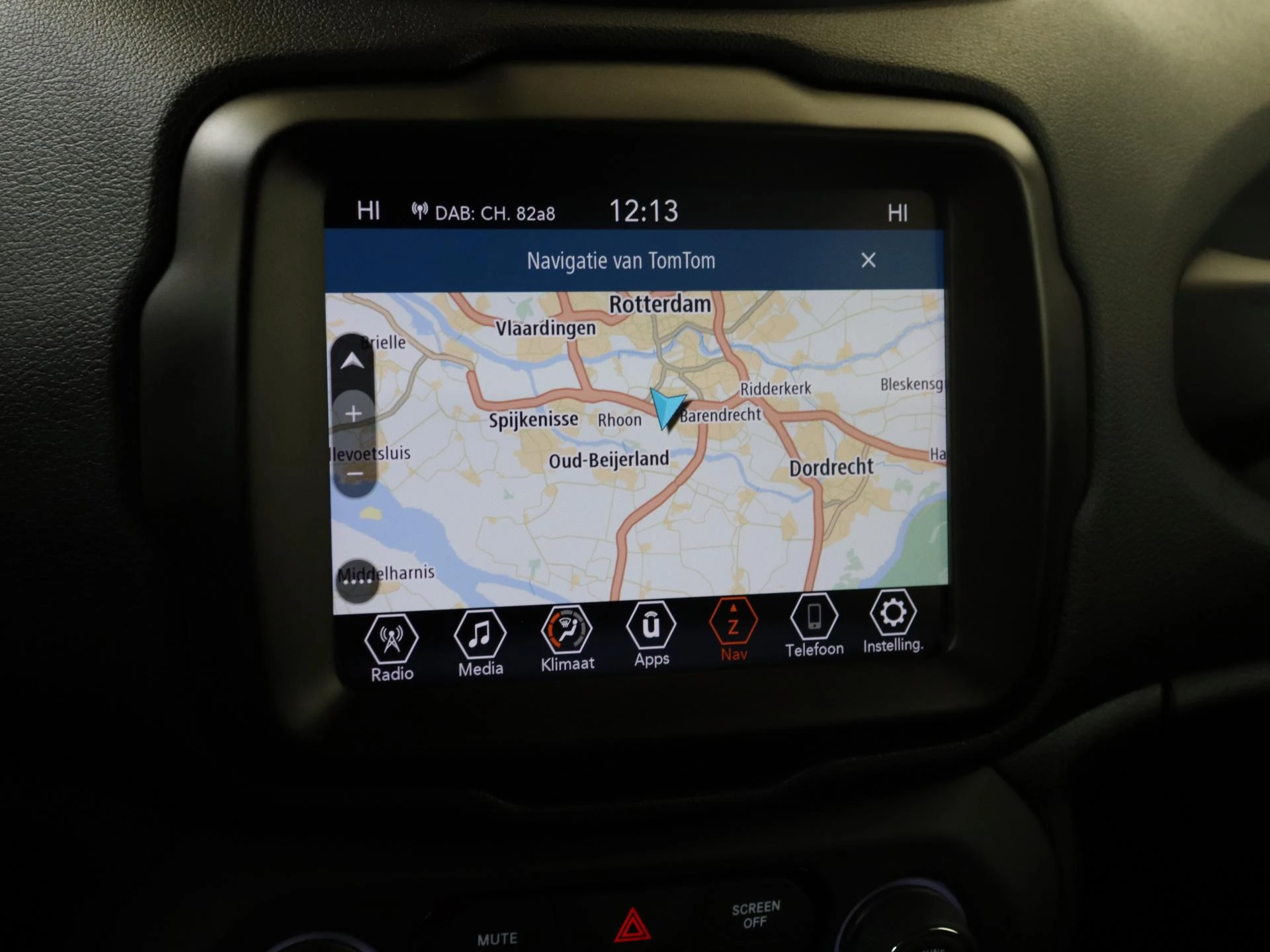 Jeep-Renegade-image-17