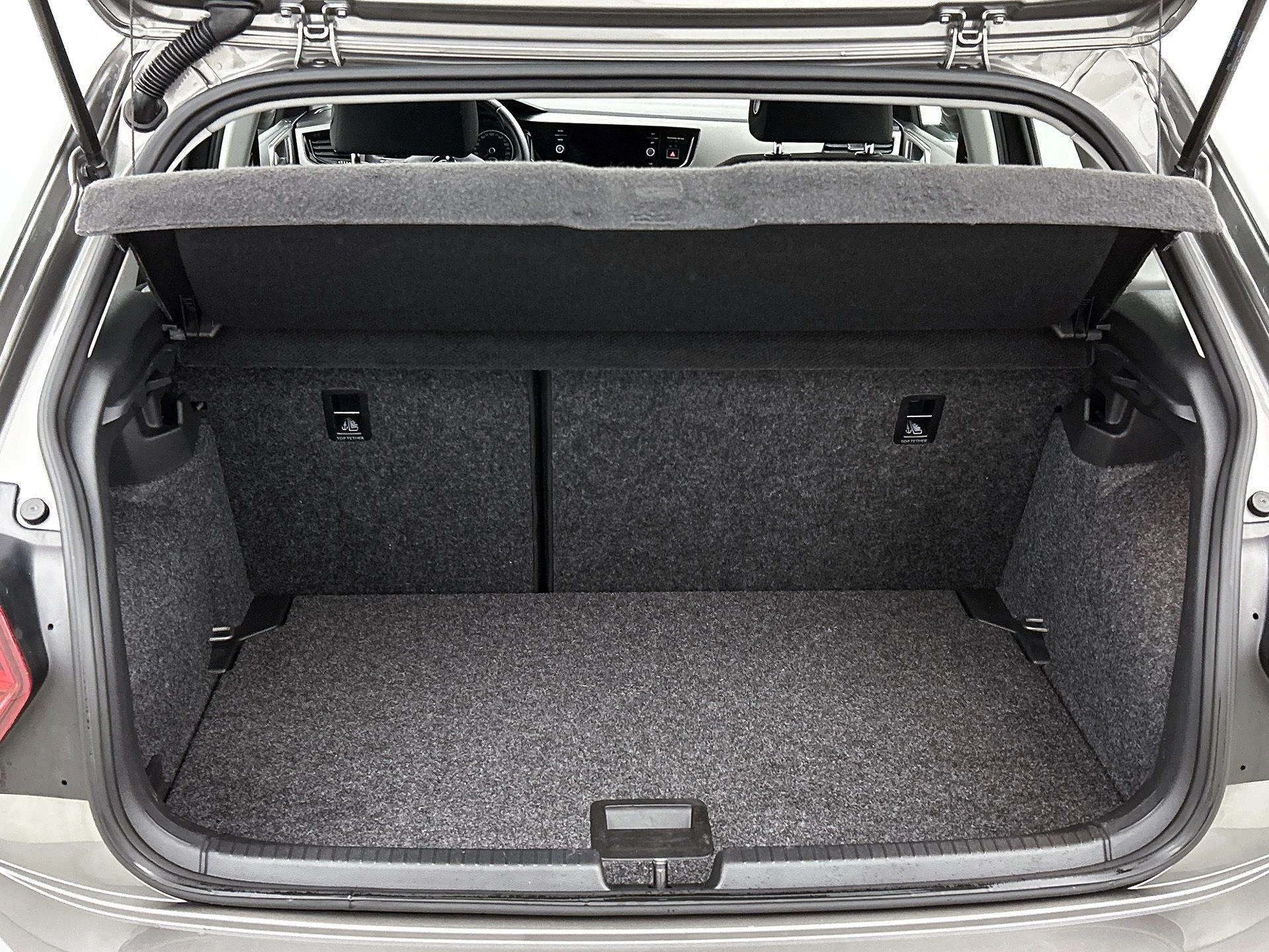 Volkswagen-Polo-image-20