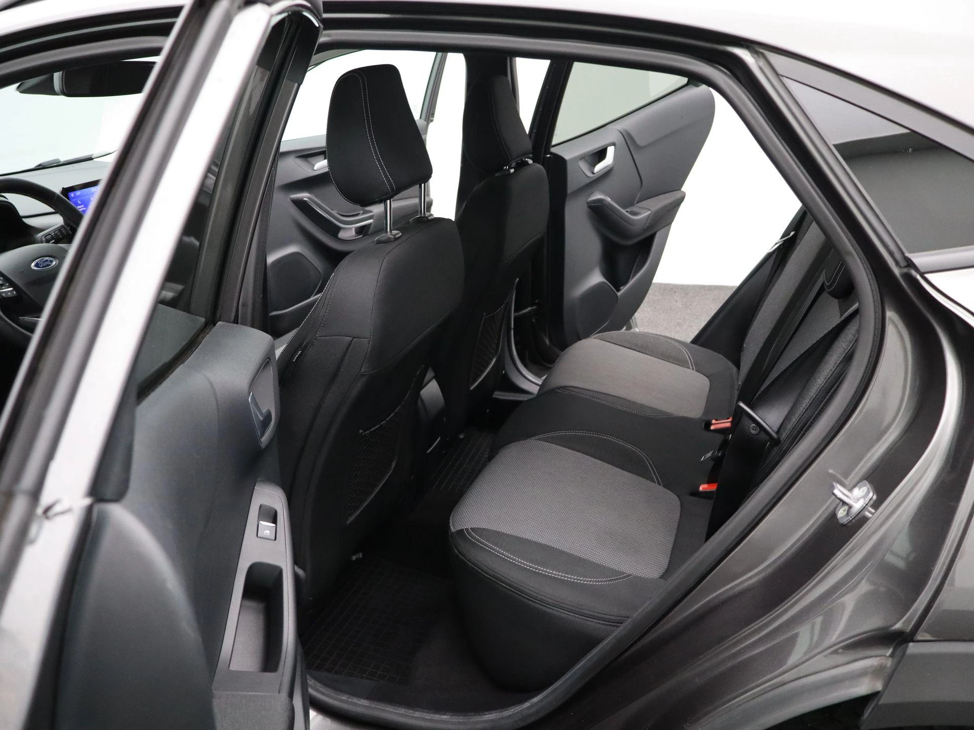 Ford-Puma-image-11