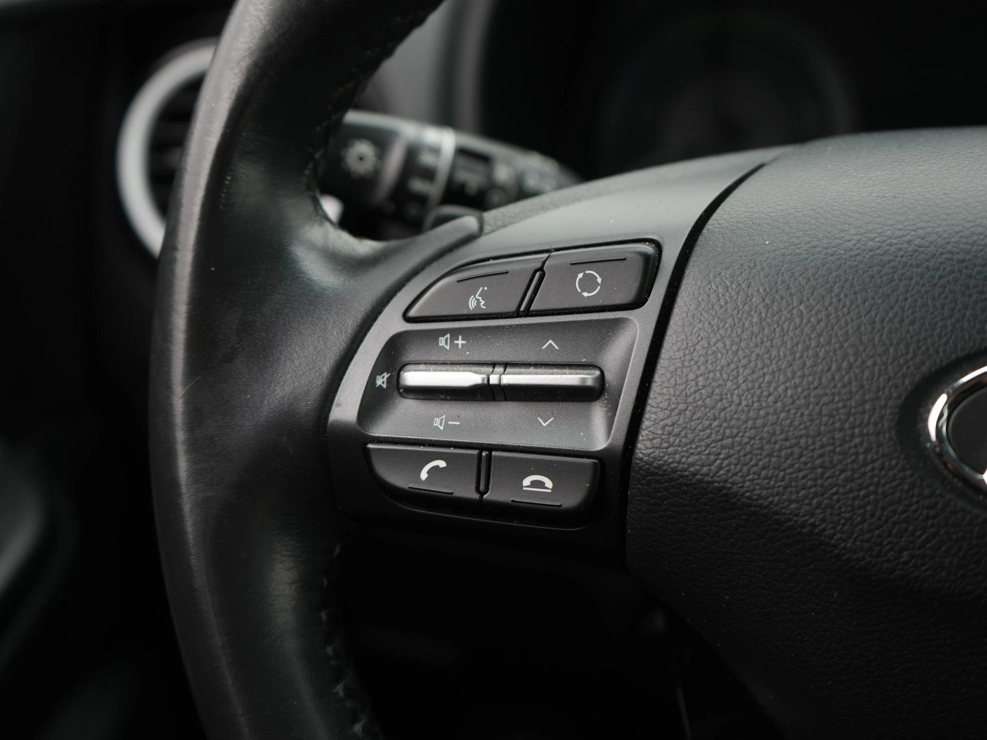 Hyundai-Kona-image-23
