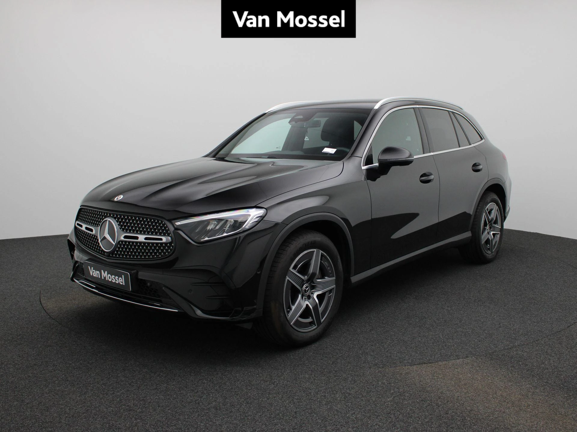 Mercedes-Benz-GLC-image-0