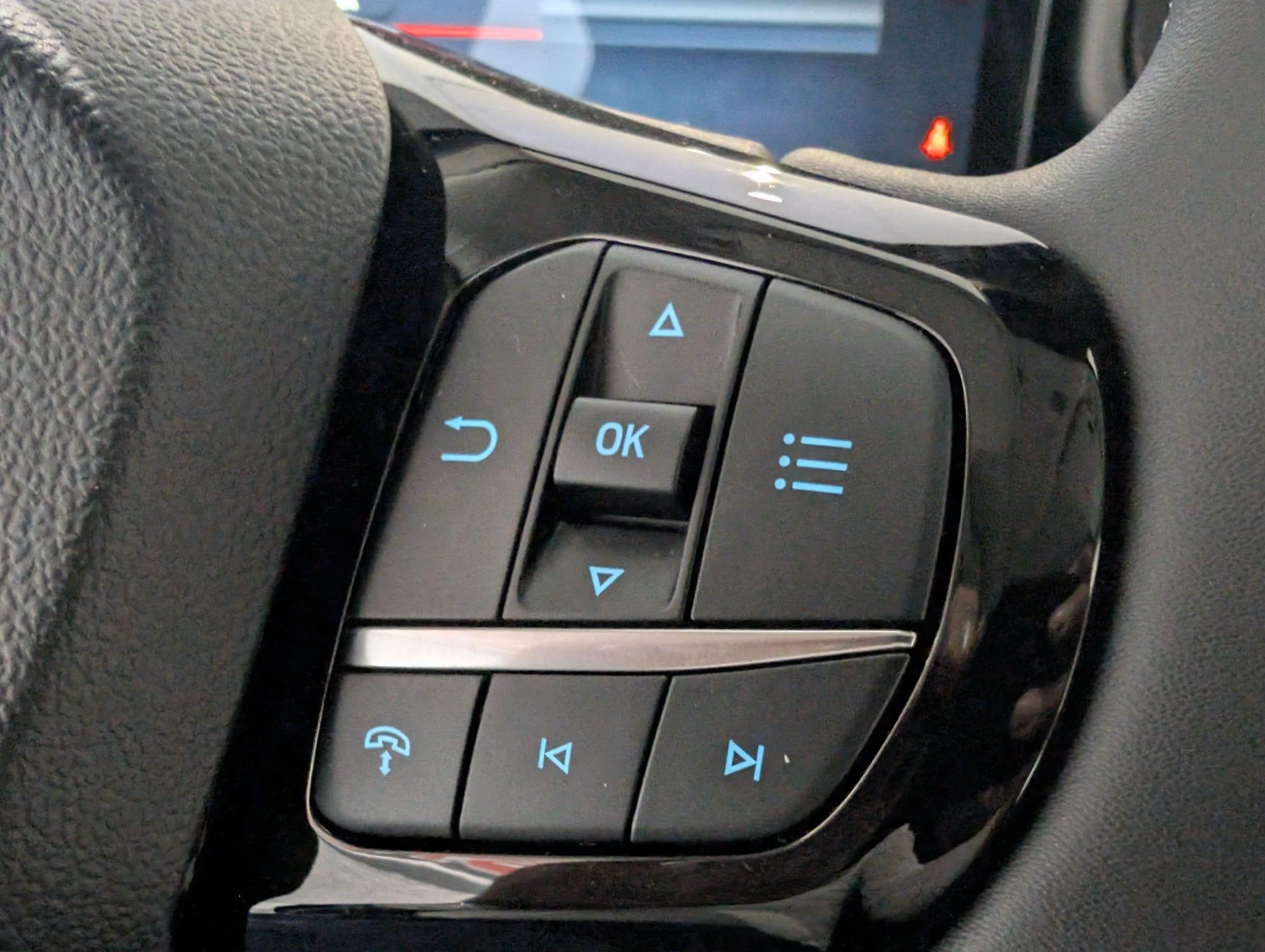 Ford-Puma Gen-E-image-34