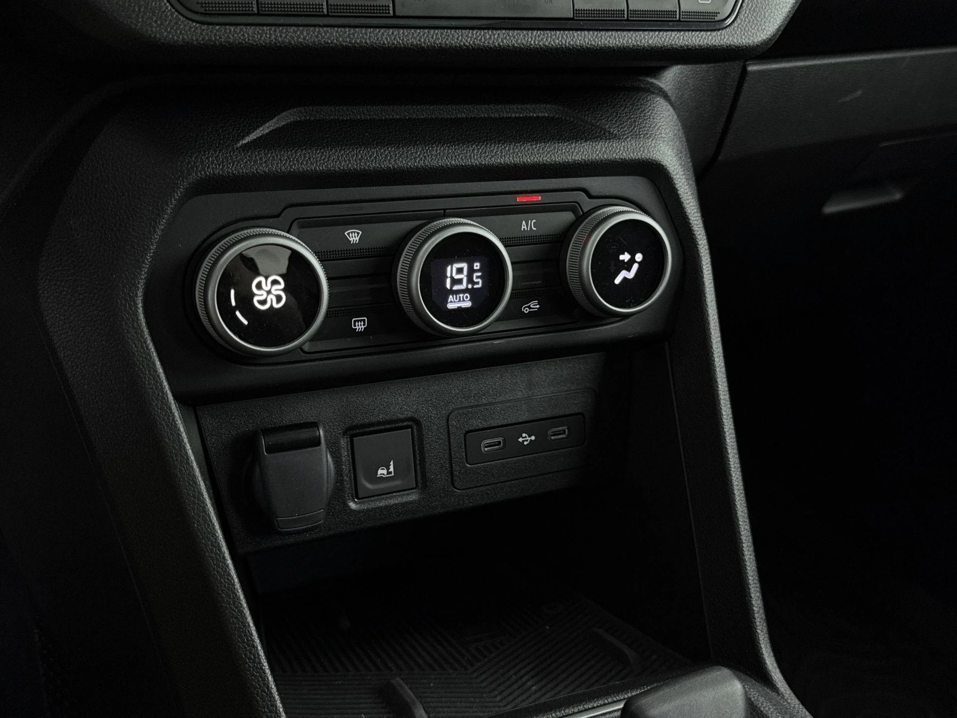 Dacia-Sandero Stepway-image-18