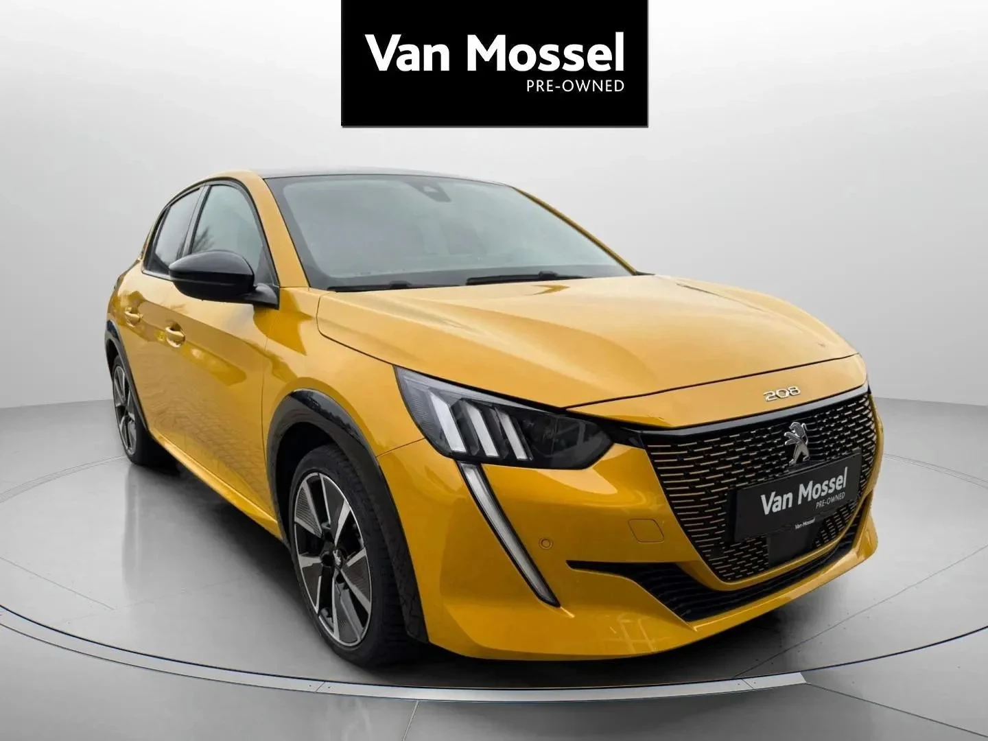 Peugeot-e-208-image-2