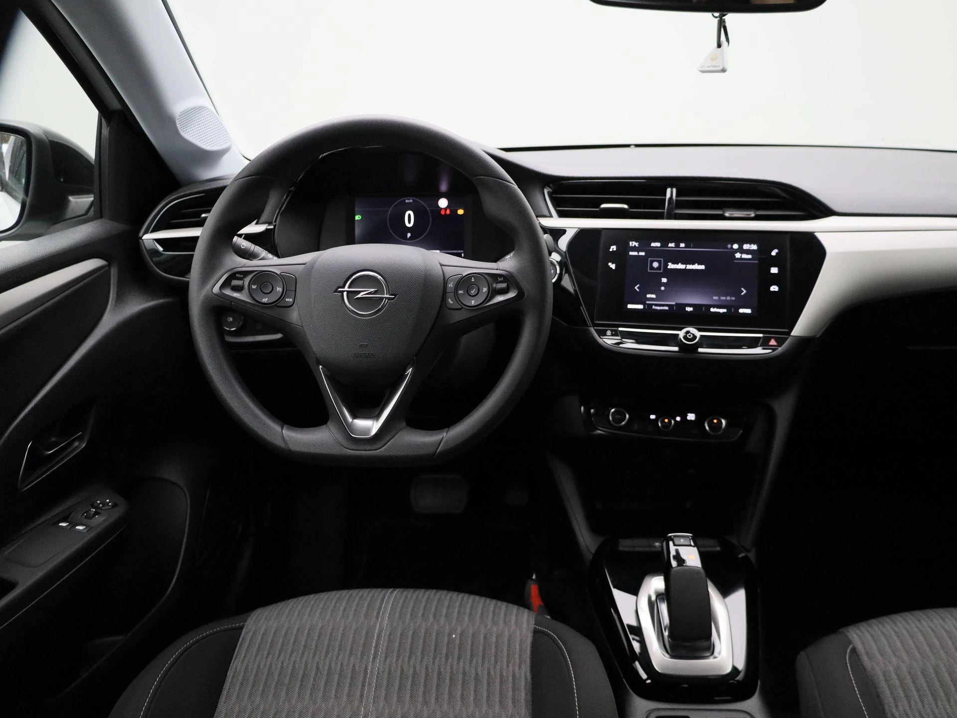 Opel-Corsa-e-image-6