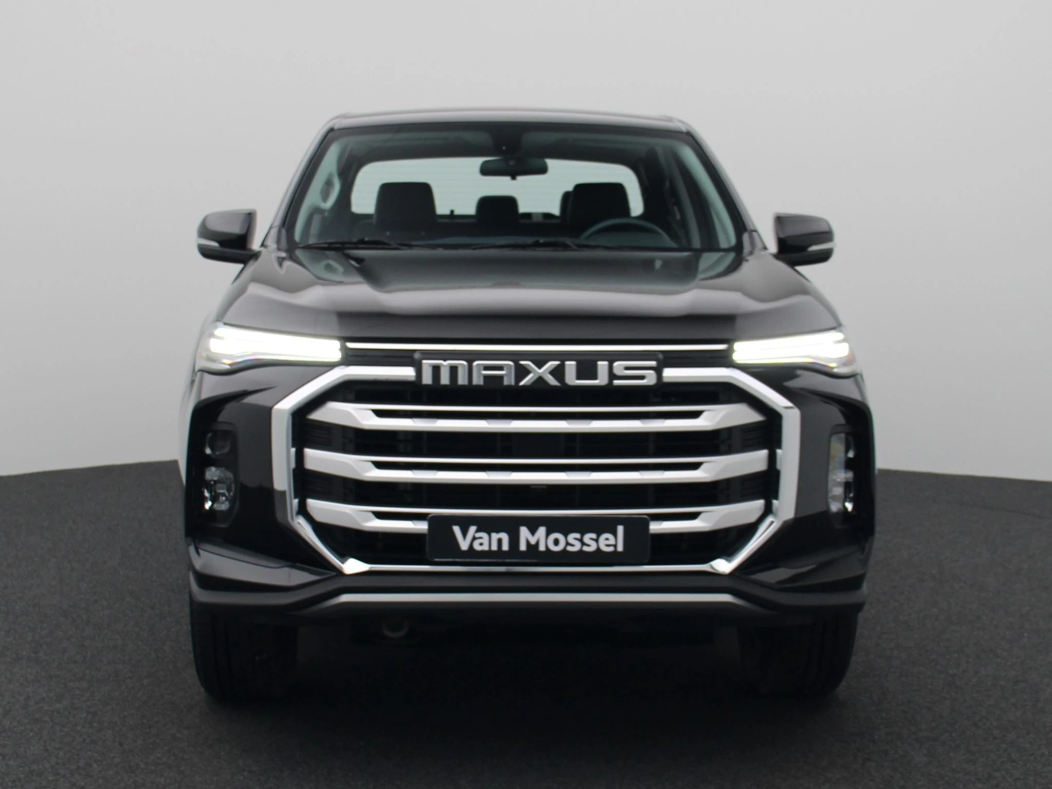 Maxus-T90 EV-image-5