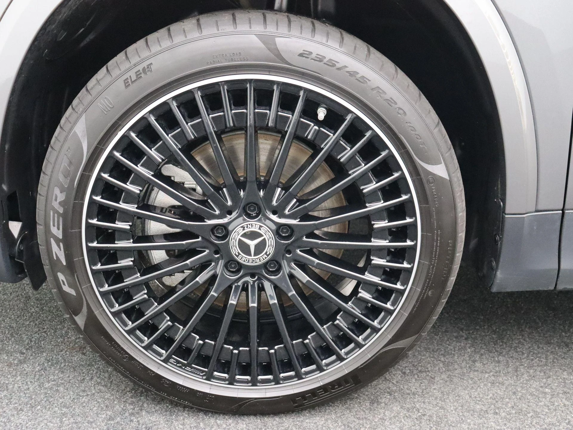 Mercedes-Benz-EQA-image-6