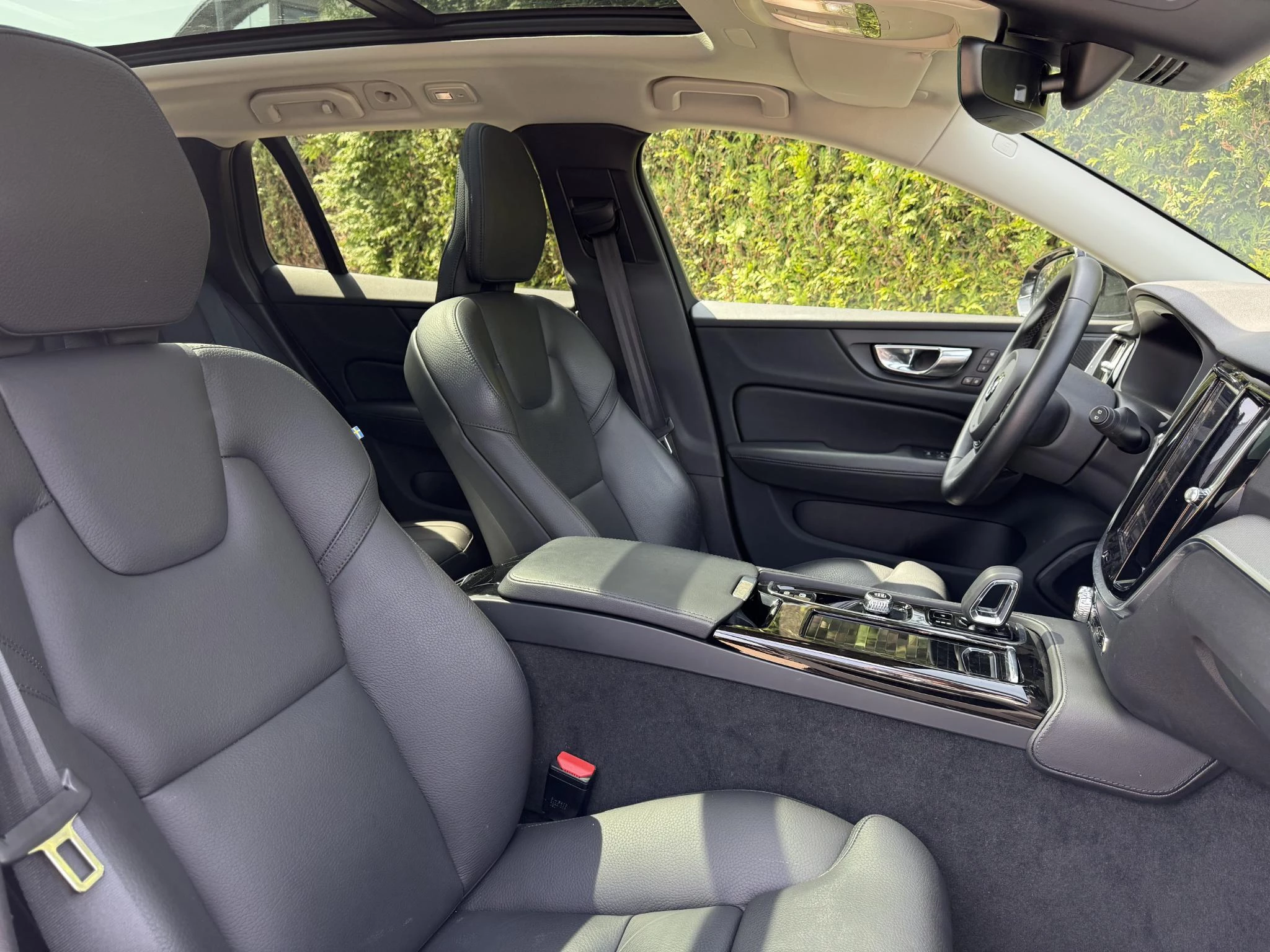 Volvo V60 T6 Plug-in hybrid AWD Ultimate Bright