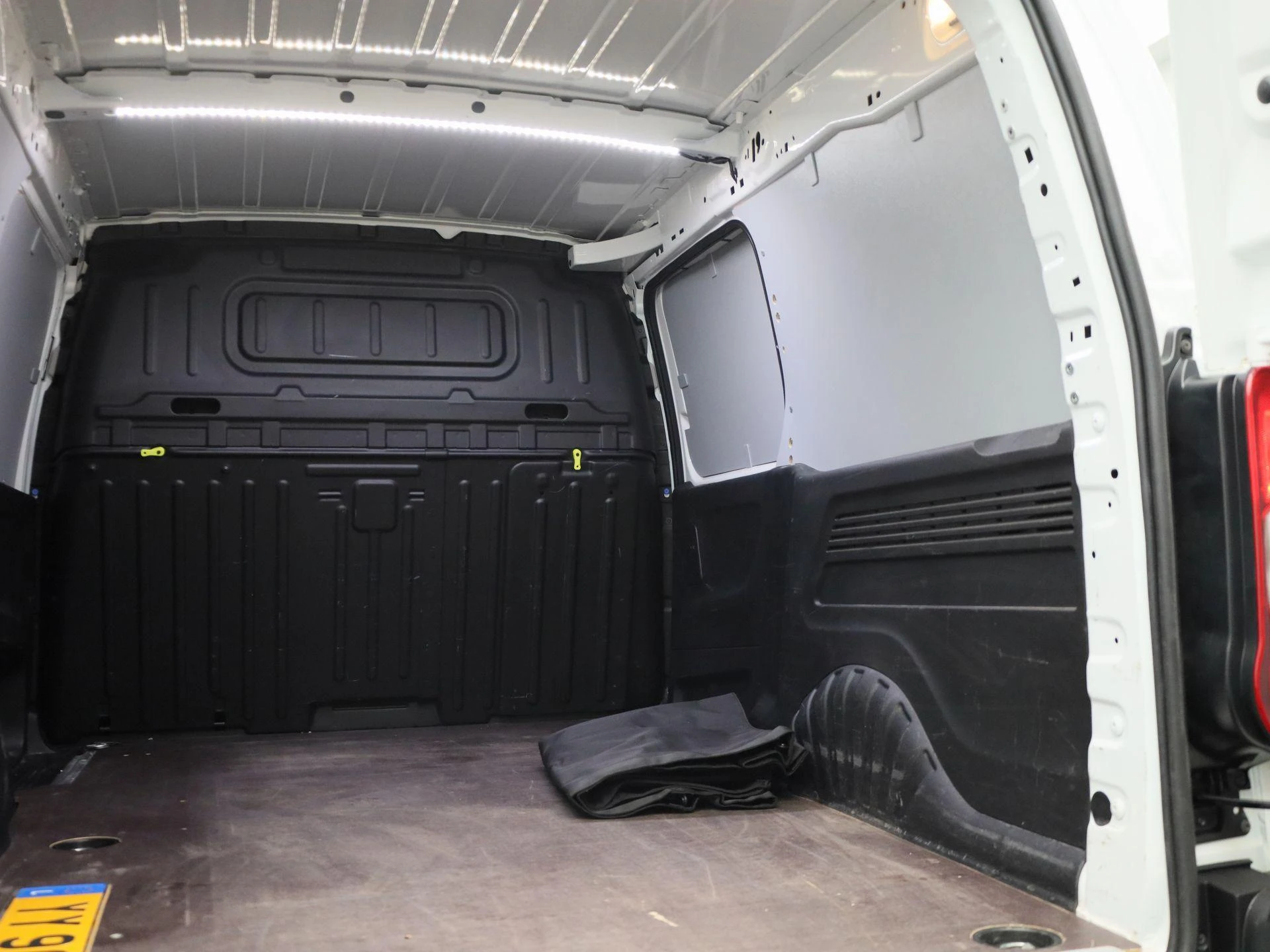 Opel-Combo-image-18