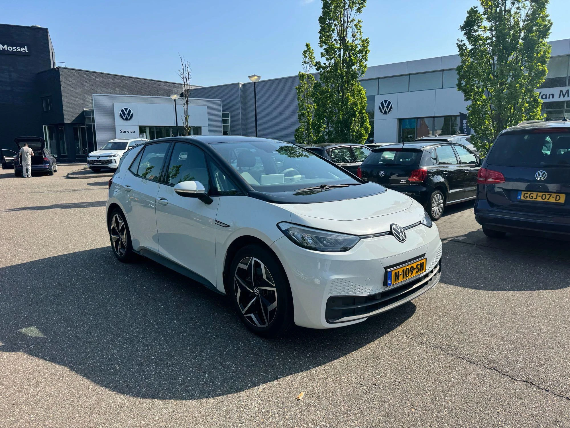 Volkswagen-ID.3-image-2