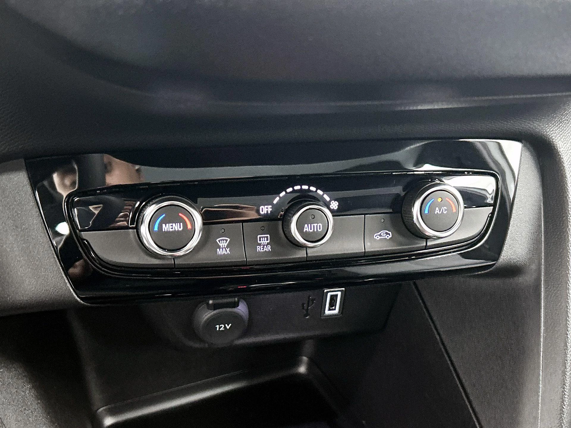 Opel-Corsa-e-image-17