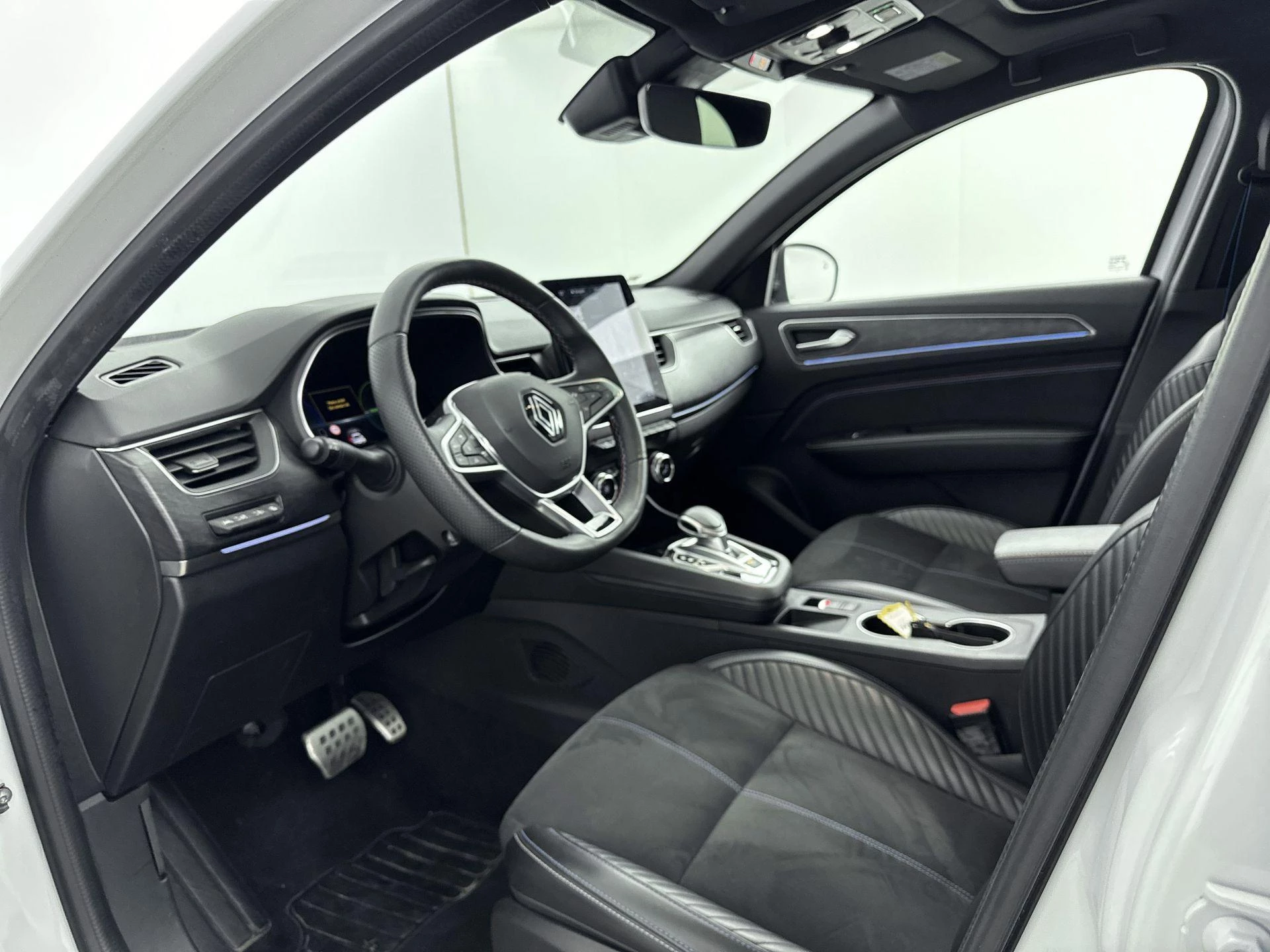 Renault-Arkana-image-7