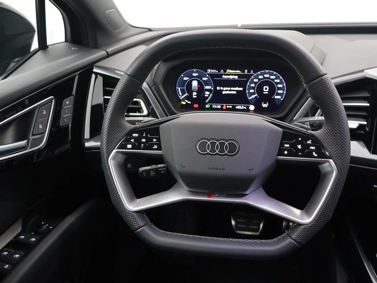 Audi-Q4 e-tron-image-9
