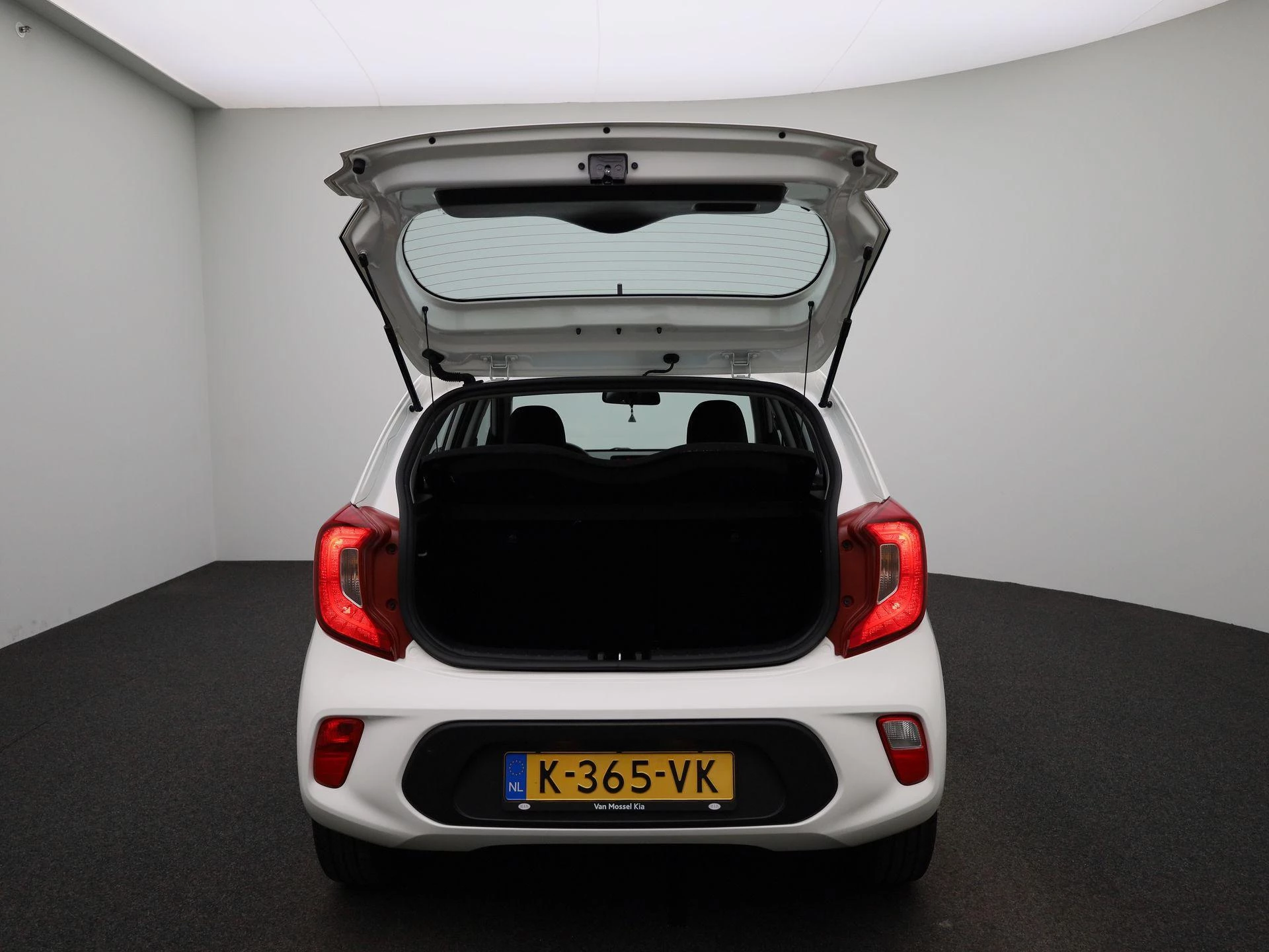 Kia-Picanto-image-10