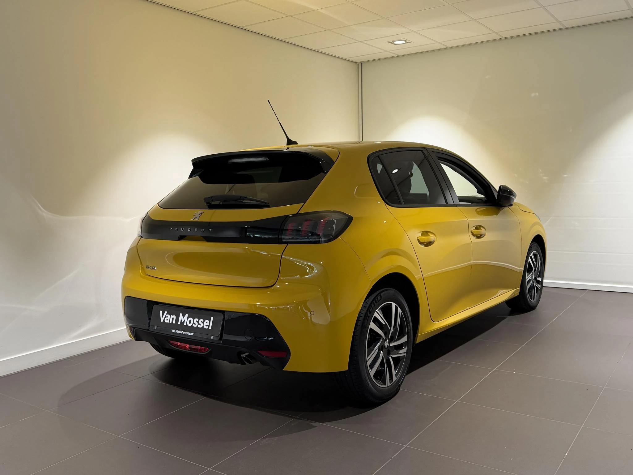 Peugeot-208-image-3