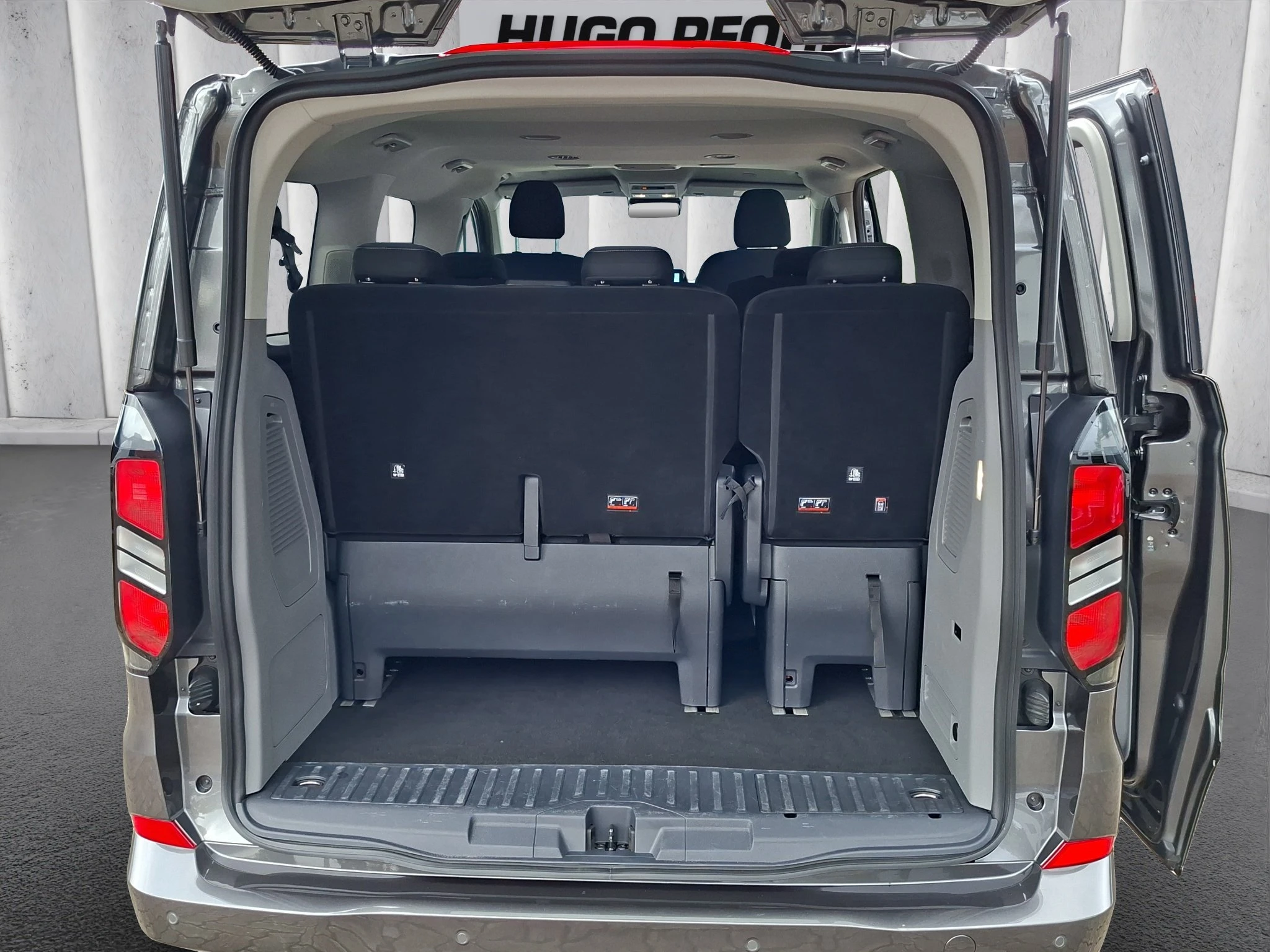 Ford-Tourneo Custom-image-16