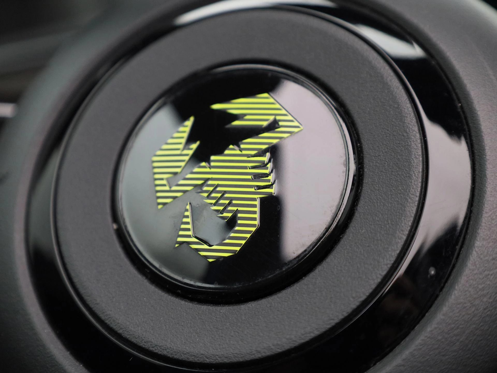 Abarth-500C-image-38