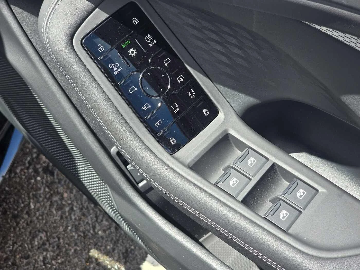Audi-A6-image-35