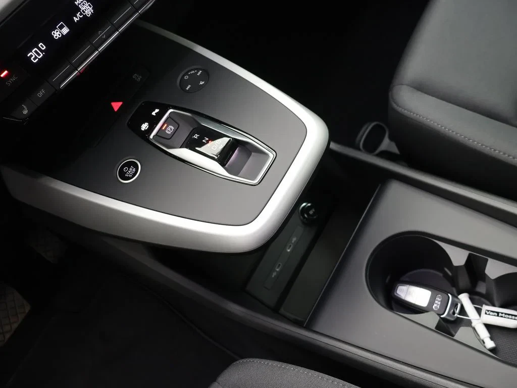 Audi-Q4 e-tron-image-23